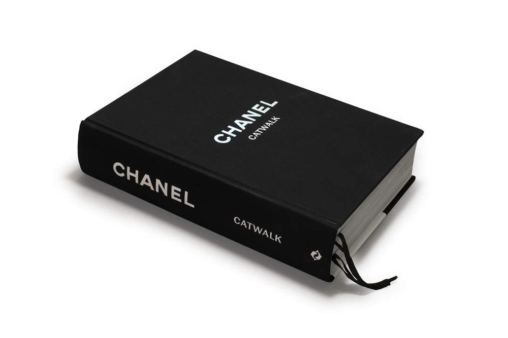 Chanel Catwalk : The Complete Collections – The Design Palette