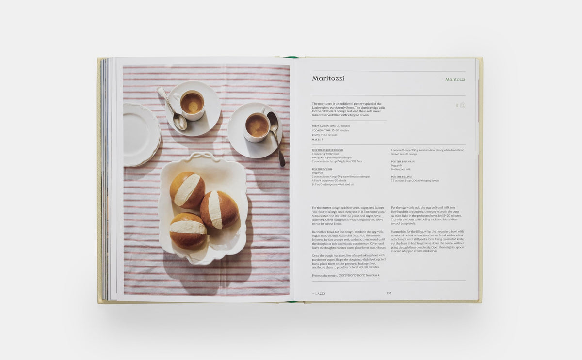 The Regional Italian Cookbook: Recipes from the Silver Spoon